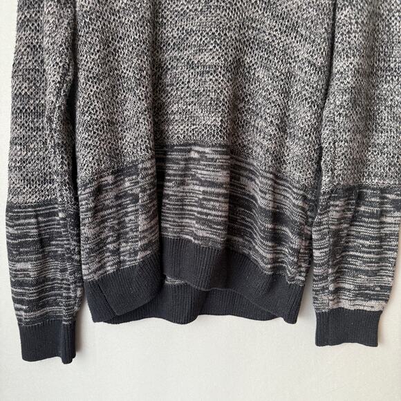 Kenneth Cole Reaction Size L Gray and Cream elbow patch sweater - Picture 3 of 9